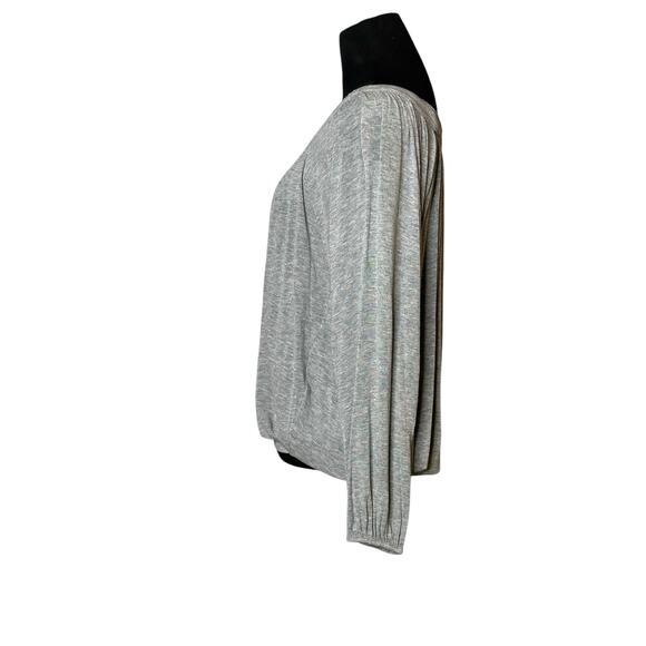 Free People gray pleated long sleeves t shirt blouse size XS - Picture 9 of 12